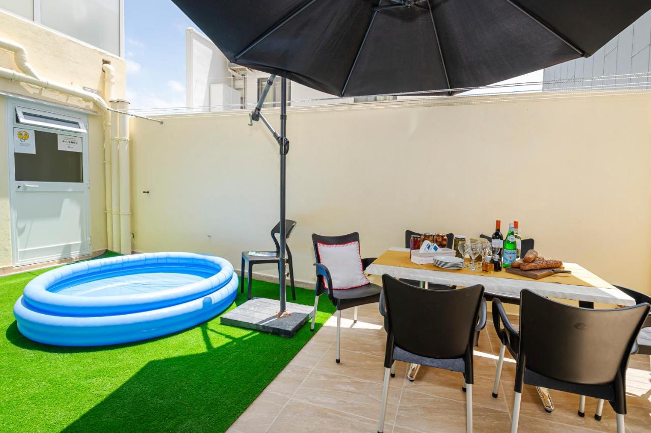 Summer Breeze 3 Bedroom Family Maisonette With Sunny Terrace In Mellieha - By Getawaysmalta Eksteriør billede