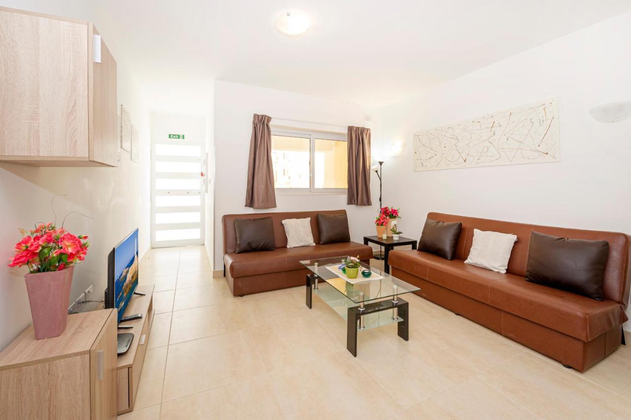 Summer Breeze 3 Bedroom Family Maisonette With Sunny Terrace In Mellieha - By Getawaysmalta Eksteriør billede