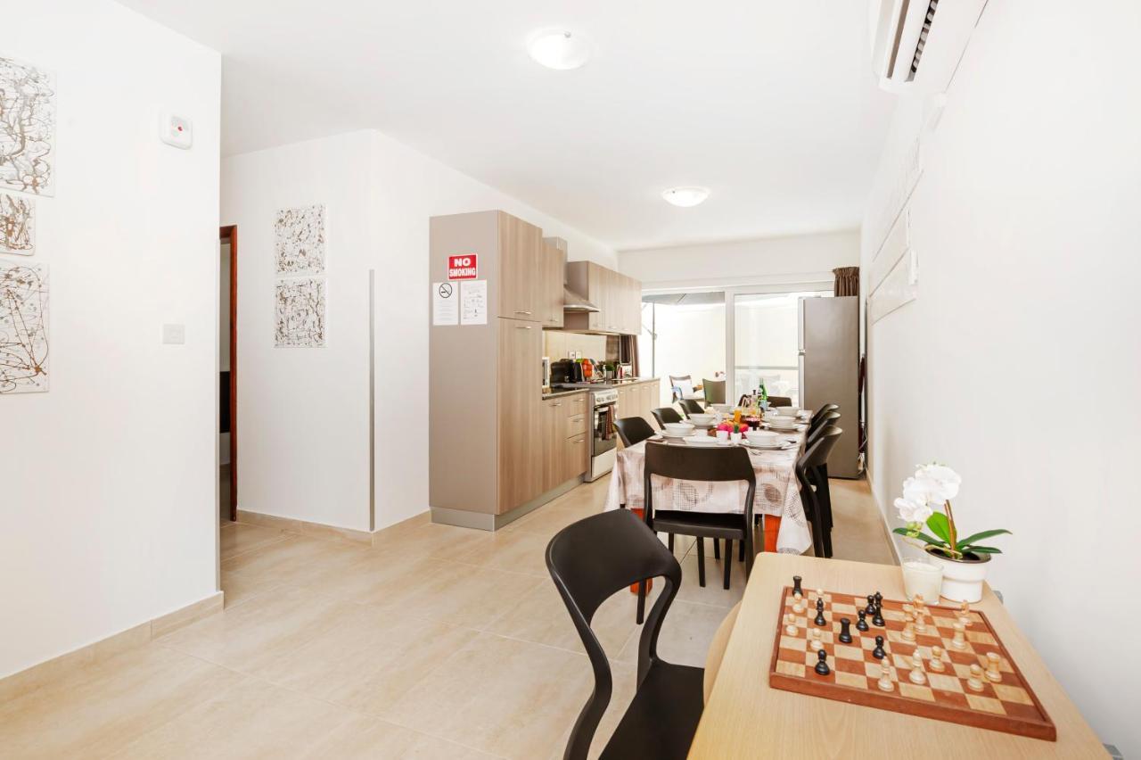 Summer Breeze 3 Bedroom Family Maisonette With Sunny Terrace In Mellieha - By Getawaysmalta Eksteriør billede